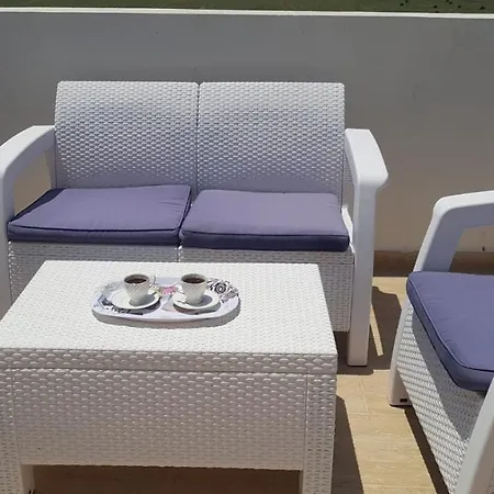 Διαμέρισμα пентхаус 1+1 с огромной террасой на Long Beach *